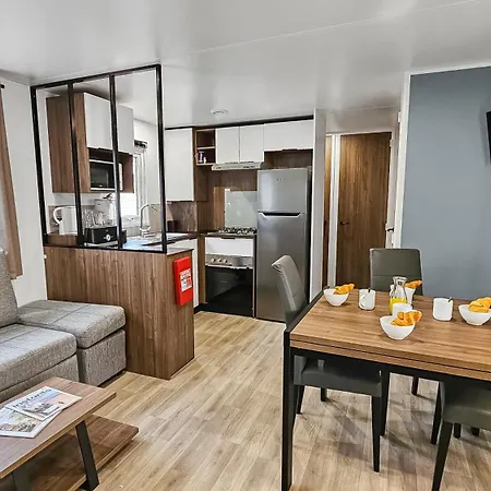 Bora Bora 2023 Parque de Campismo Le Perron